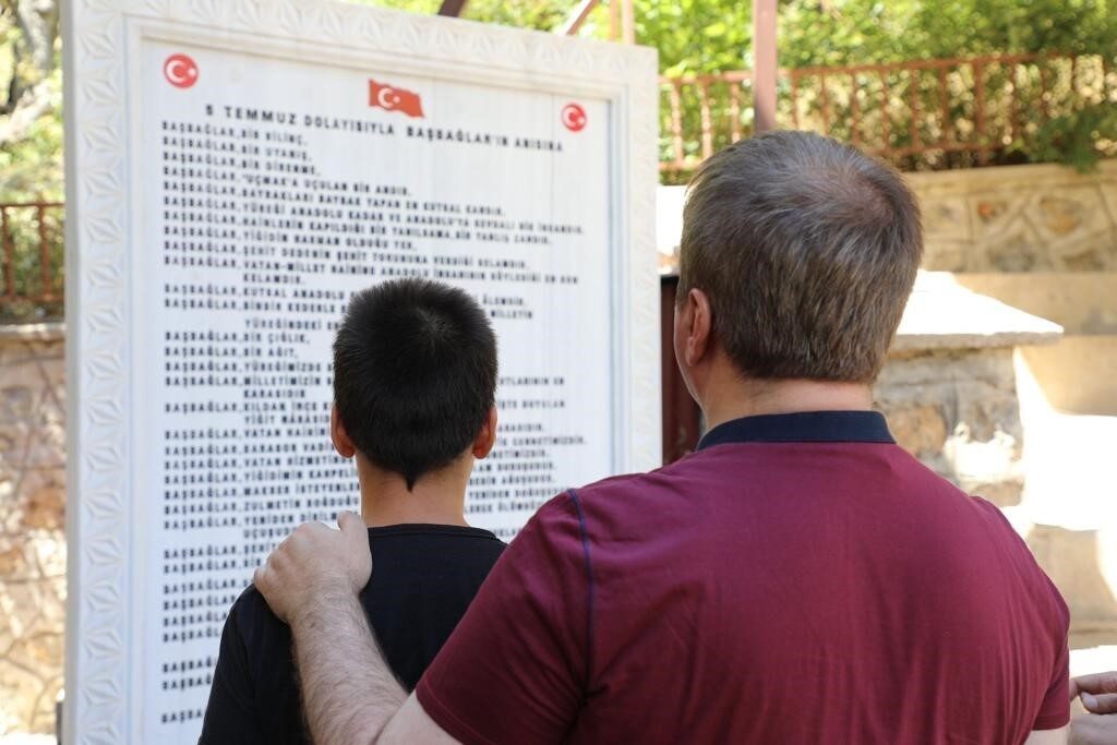 Erzincan'ın Kemaliye ilçesindeki Başbağlar köyünde 5 Temmuz 1993'te PKK tarafından