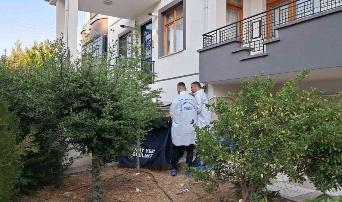 Karaman'da 2 yaşındaki Miraç Taşer, 5. kattaki dairenin penceresinden düştü.