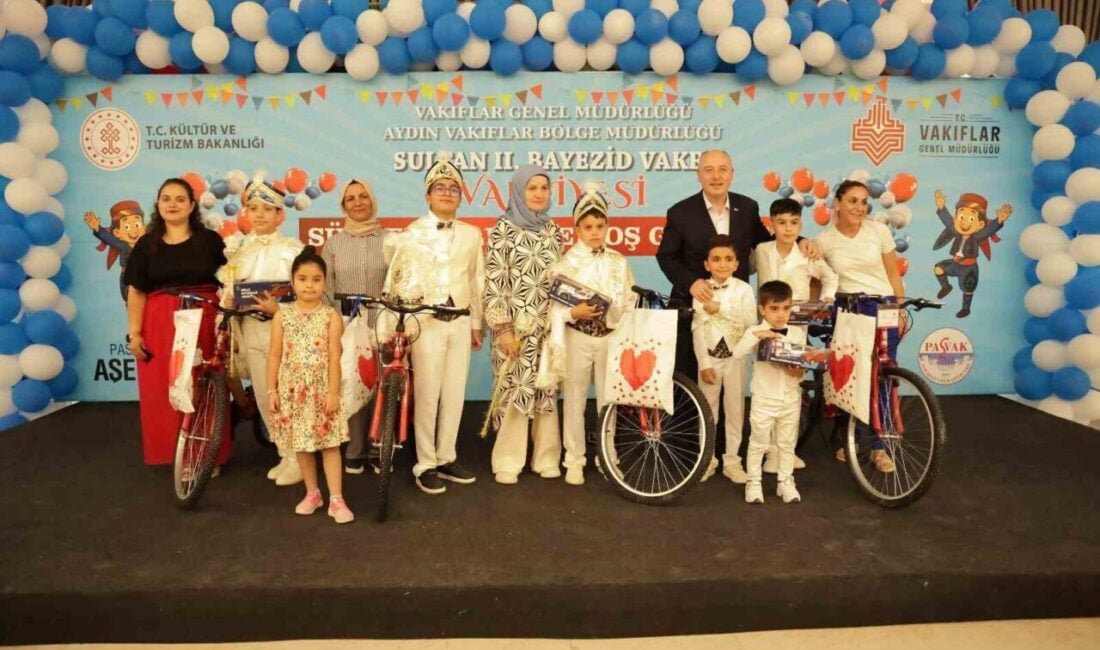 Denizli'de düzenlenen toplu sünnet şöleninde, 43'ü yerel olmak üzere toplam