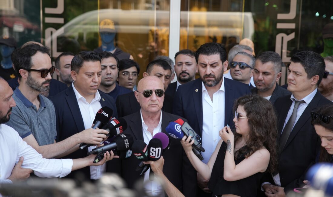 Fenerbahçe Olağan Yüksek Divan Kurulu Toplantısı'nda, olağanüstü seçimli genel kuruluna