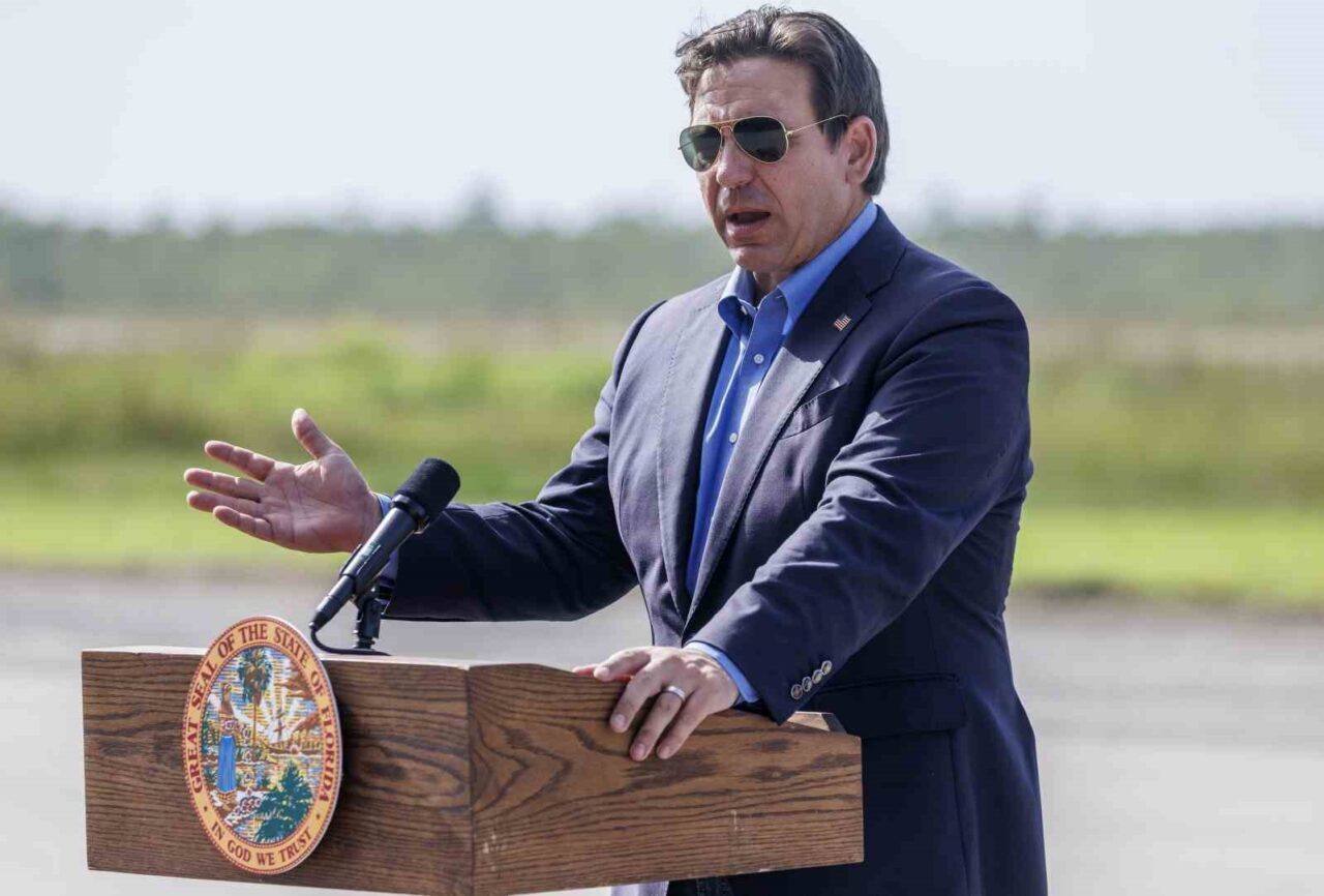 Florida Valisi Ron DeSantis, Everglades'teki Alcatraz Göçmen Gözaltı Merkezi'nden ilk