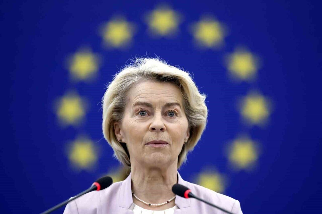 AB Komisyonu Başkanı Ursula von der Leyen, ABD'nin %30 gümrük
