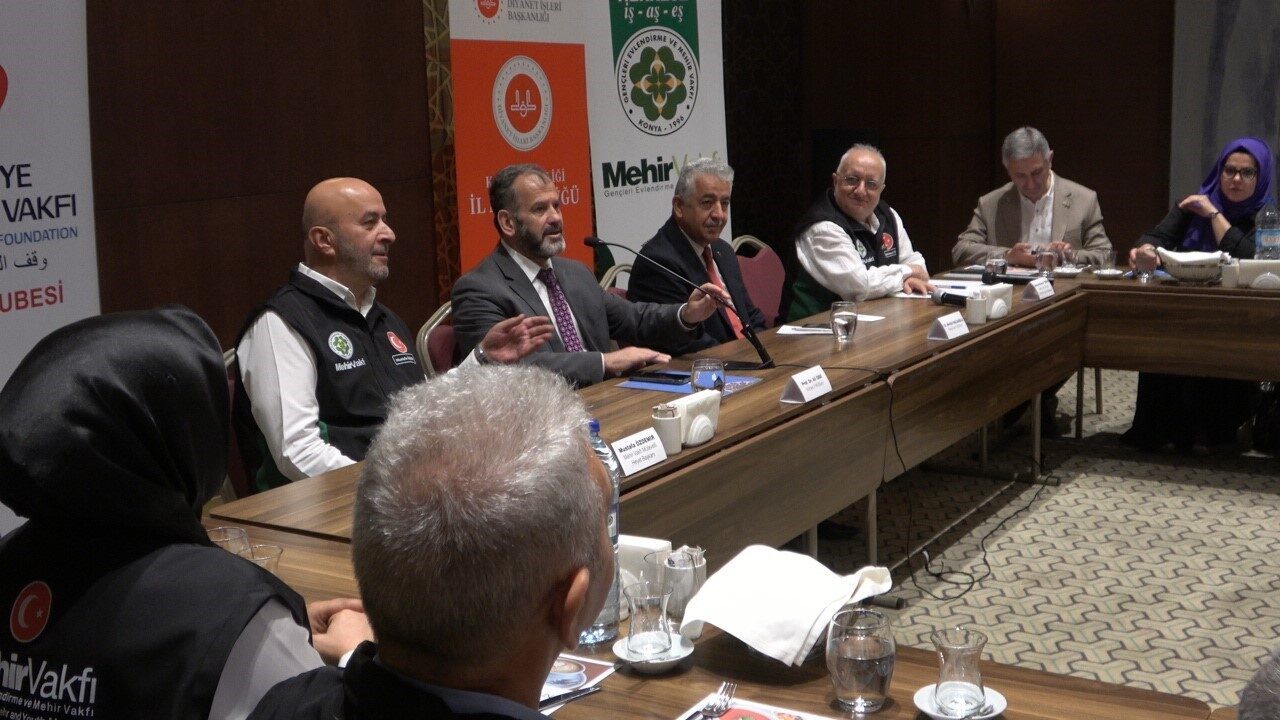 Konya İl Müftülüğü, Türkiye Diyanet Vakfı ve Mehir Vakfı, depremzedeler