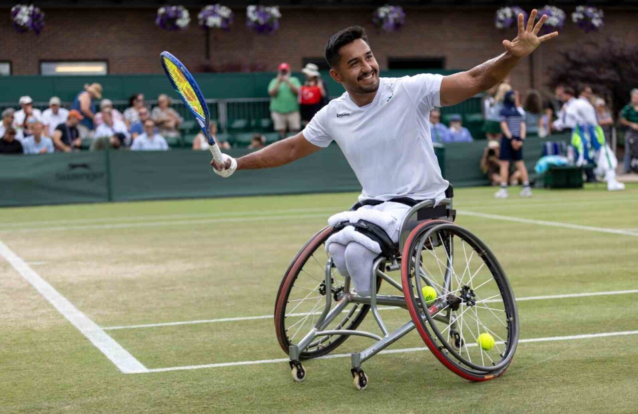 Wimbledon'da tekerlekli sandalye Quad kategorisinde mücadele eden Ahmet Kaplan, çeyrek