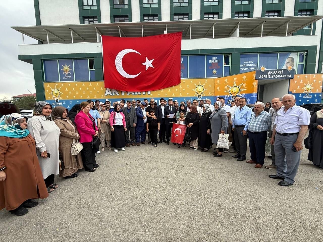 AK Parti Ağrı İl Başkanı İlhami Yıldız, Cumhurbaşkanı Erdoğan’ın terörsüz