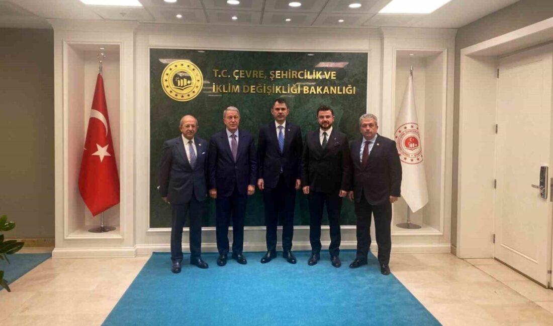 AK Parti Kayseri Milletvekilleri, İl Başkanı Hüseyin Okandan ile birlikte