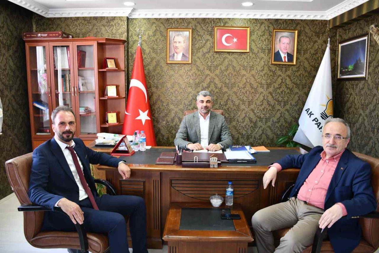AK Parti Vezirköprü İlçe Başkanı Ali Faik Çamurcu'nun istifasının ardından