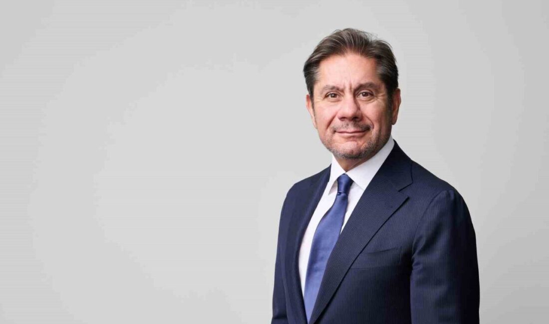 Global Finance, Akbank'ı yapay zeka ve ödeme işlem yönetiminde Türkiye