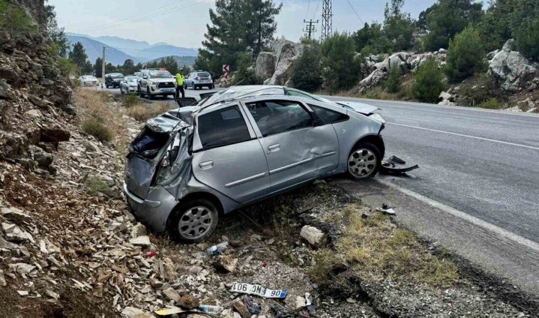 Antalya'nın Akseki ilçesinde, Ezgi İ. yönetimindeki otomobil kayalıklara çarparak kaza