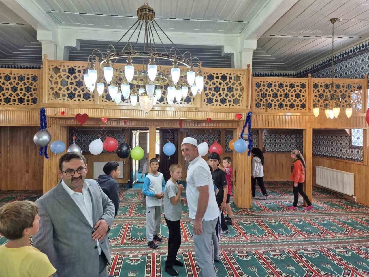 Kars'ın Akyaka İlçesi'nde yaz Kur'an kursları başladı. Müftü Yener Kalender,