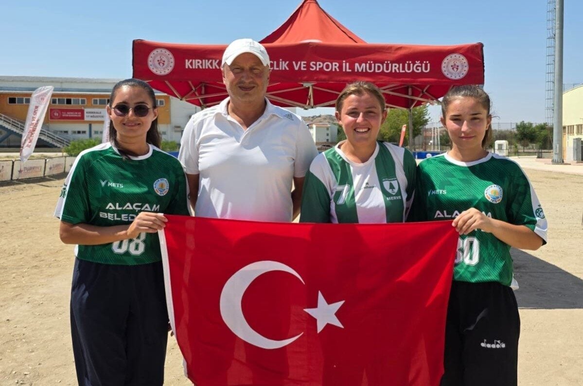 Kırıkkale'de düzenlenen Dünya Petank Şampiyonası Milli Takım Seçmeleri'nde Merve Deniz,