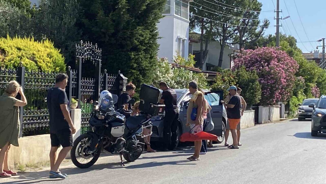 Balıkesir'in Ayvalık ilçesindeki bir trafik kazasında, alkollü olduğu öne sürülen