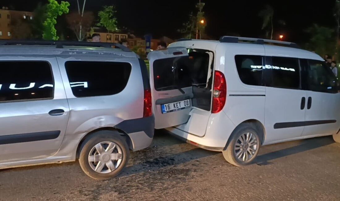 Bursa'nın İnegöl ilçesinde alkollü bir sürücü, tartıştığı motosiklet sürücüsünü kovaladı.