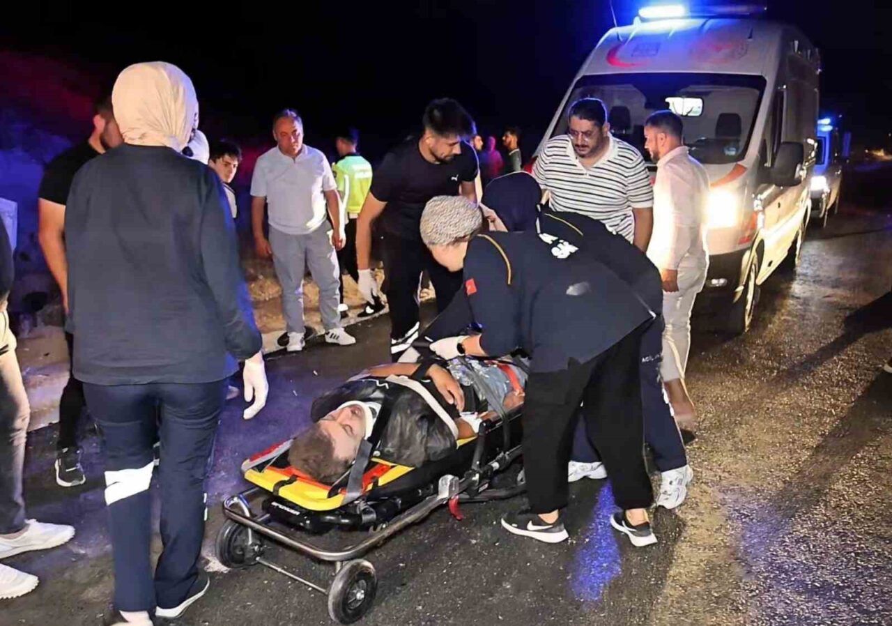 Aksaray'da alkol etkisindeki 19 yaşındaki ehliyetsiz sürücü Mustafa S.Ö., direksiyon