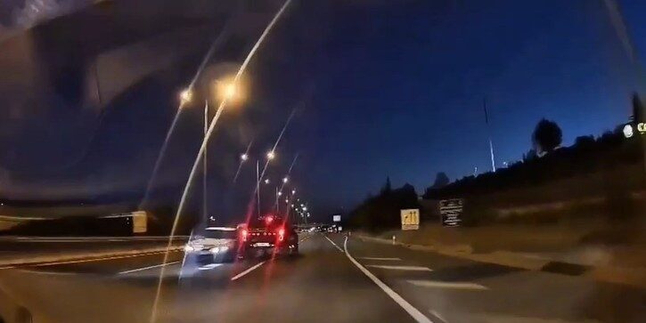 Ankara'nın Etimesgut ilçesinde M.A. yönetimindeki otomobil, ters yönde ilerleyerek karşı
