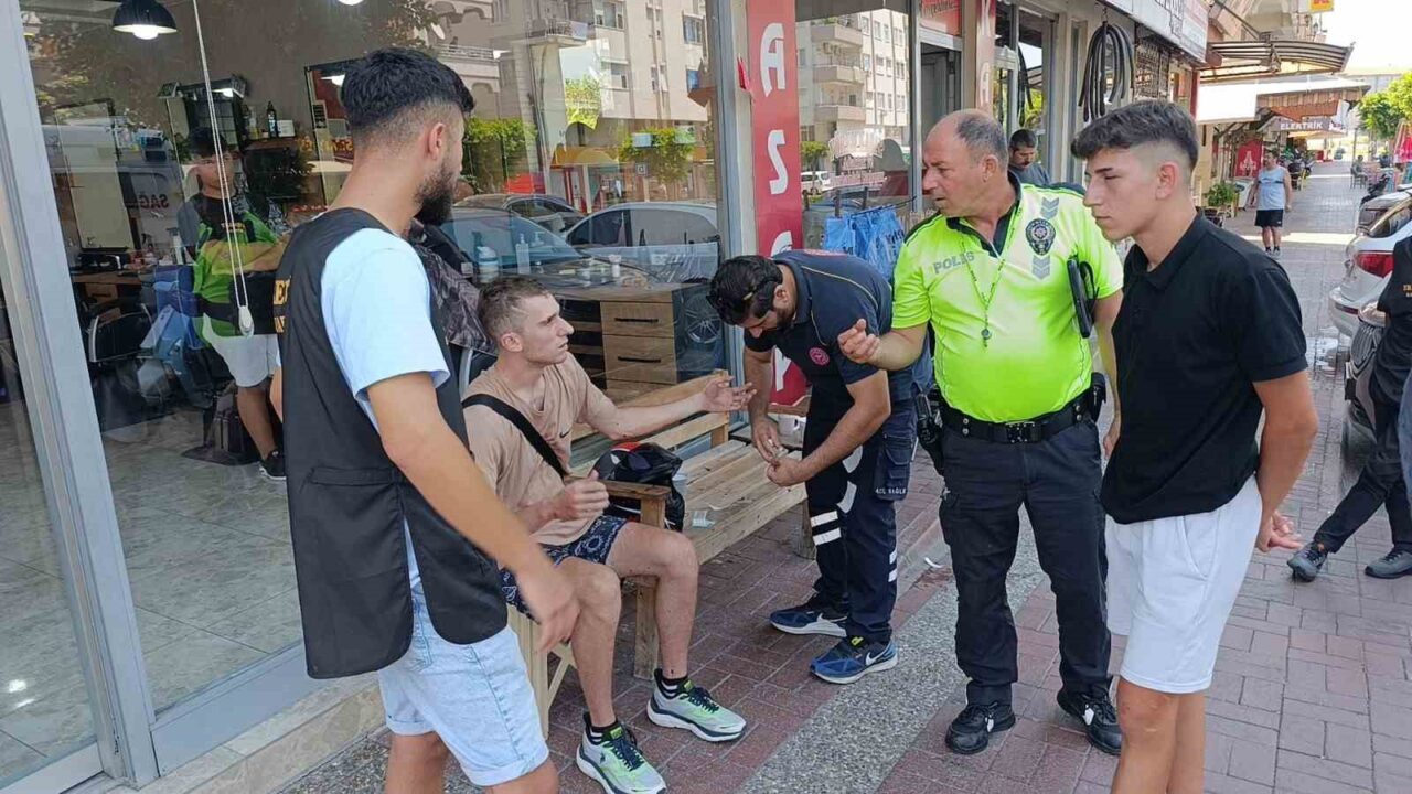 Antalya'nın Manavgat ilçesinde, 6 yaşındaki Beykan Çınar D. annesinin elini