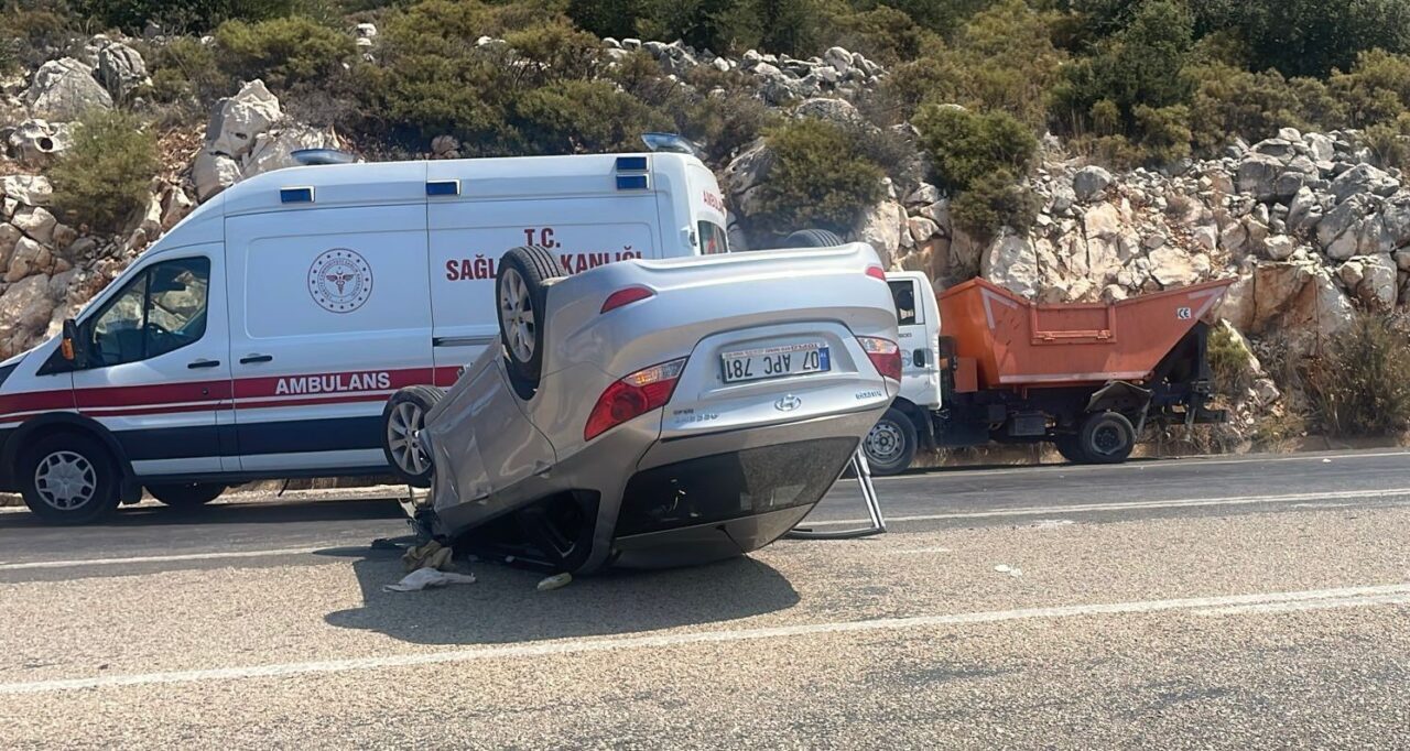 Antalya’nın Kaş ilçesinde otomobilin çöp kamyonuna çarpması sonucu Ali G.,