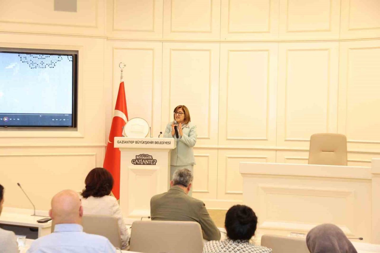 Gaziantep Büyükşehir Belediyesi, "Antep İşi Nakışı"nın UNESCO Somut Olmayan Kültürel