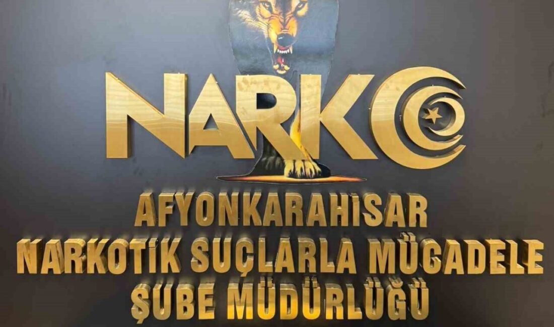 Afyonkarahisar'da gerçekleştirilen operasyonda, Narkotik Suçlarla Mücadele Şube Müdürlüğü ekipleri, İ.J.