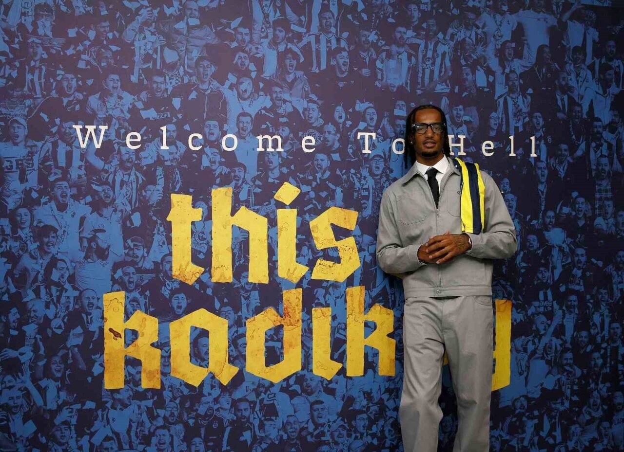 Fenerbahçe'nin yeni transferi Archie Brown, kulübe katılmasında Jose Mourinho'nun önemli