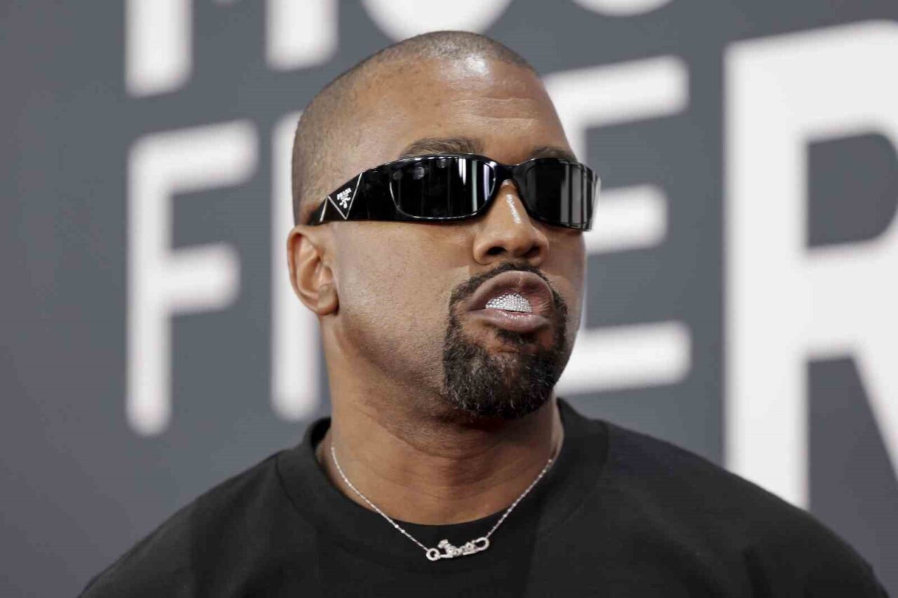 Avustralya, Kanye West’in Nazi lideri Adolf Hitler’i öven "Heil Hitler"
