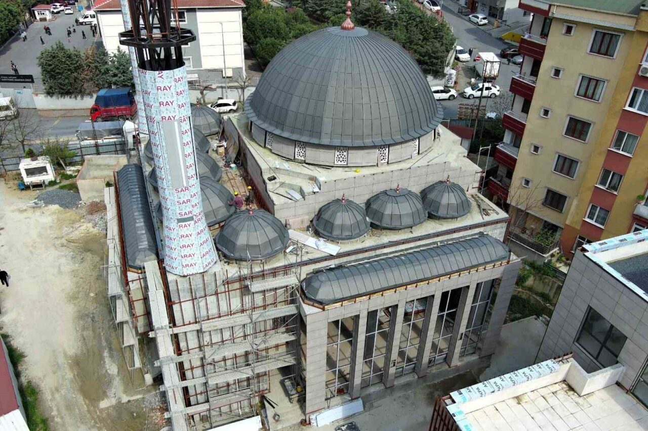 Kağıthane'de inşa edilen Ayazma Camii ve Külliyesi, 1.550 kişilik kapasitesiyle