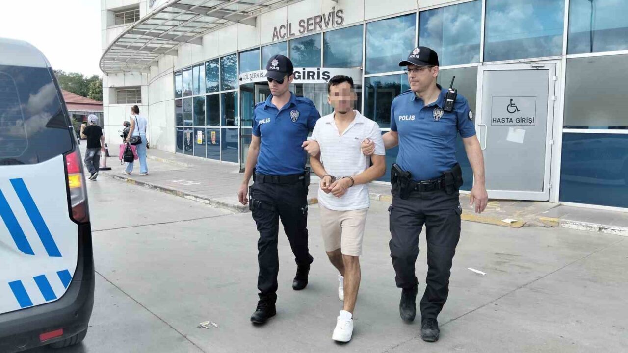 Samsun'un Bafra ilçesinde Alihan D., tartıştığı İsmail Çağlayan'ı silahla yaraladı.