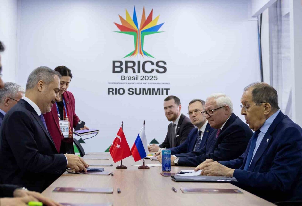Dışişleri Bakanı Hakan Fidan, Brezilya'nın Rio de Janeiro kentinde gerçekleştirilen