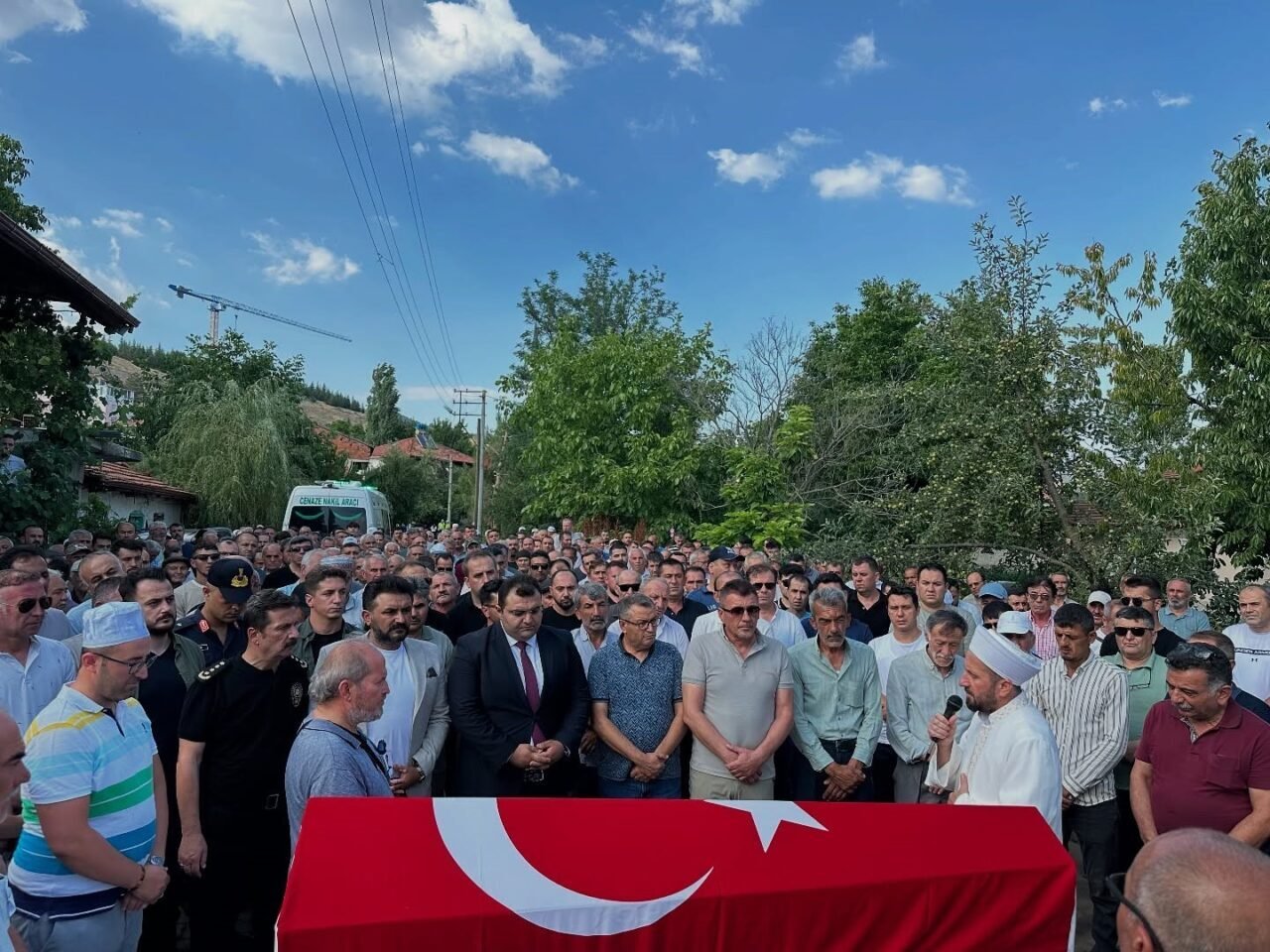 Balıkesir İl Emniyet Müdürlüğü Asayiş Şube Müdürlüğü'nde görevli 52 yaşındaki