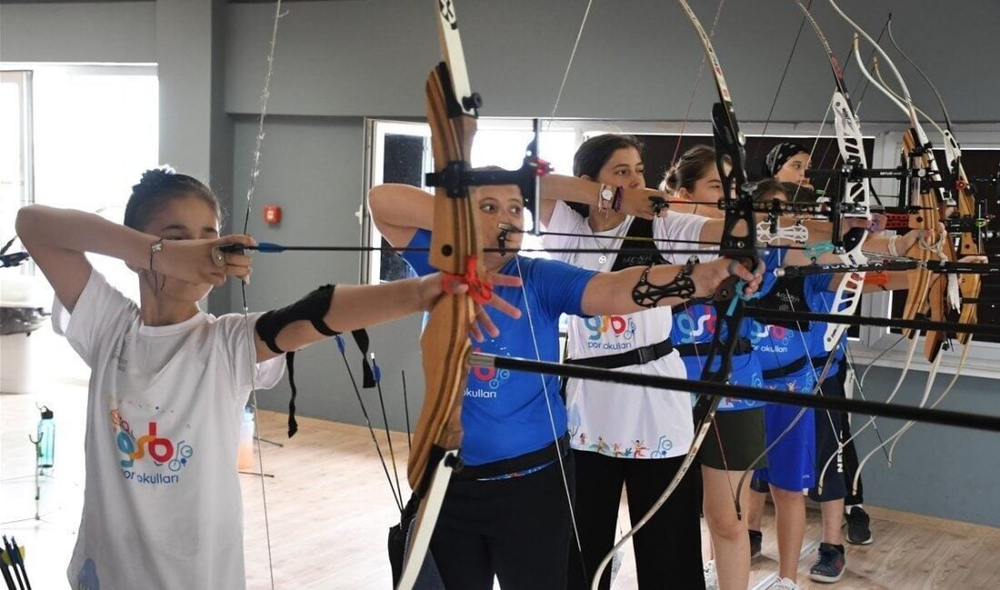 Balıkesir, GSB Spor Okulları bu yaz 20 ilçede faaliyetlerine başladı.
