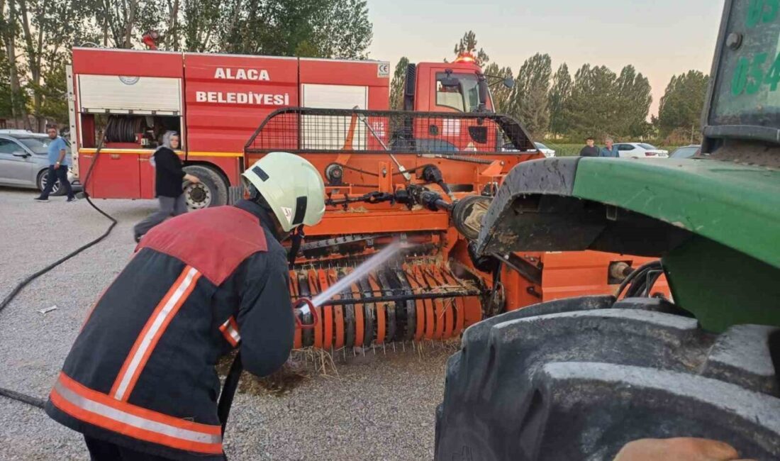 Çorum'un Alaca ilçesinde, sap balya yaparken alev alan bir makine,