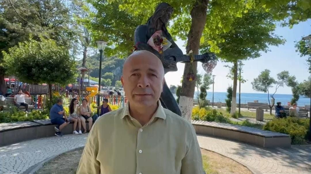 Barış Akarsu, 4 Temmuz 2007'de geçirdiği kaza sonucu hayatını kaybetti.