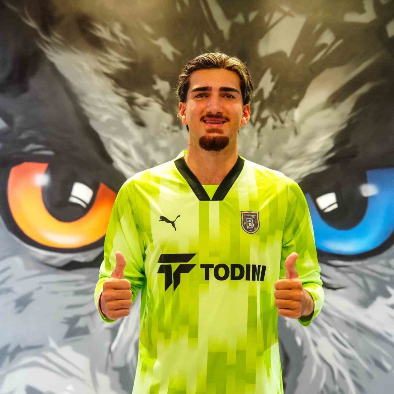 RAMS Başakşehir, Bayern Münih Akademisi'nde görev yapmış kaleci Luca Ekrem