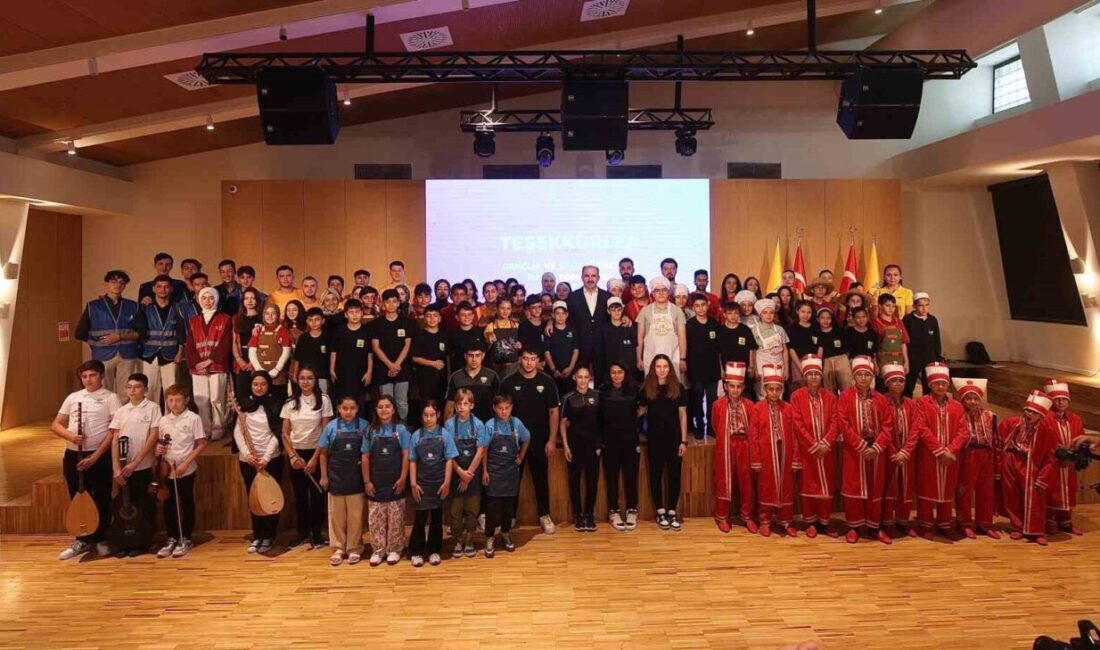 Konya Büyükşehir Belediye Başkanı Uğur İbrahim Altay, gençleri destekleyen projeleri