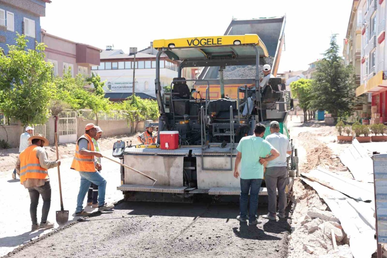Nevşehir Belediye Başkanı Rasim Arı, Güzelyurt Mahallesi'ndeki Erenler ve Esenler