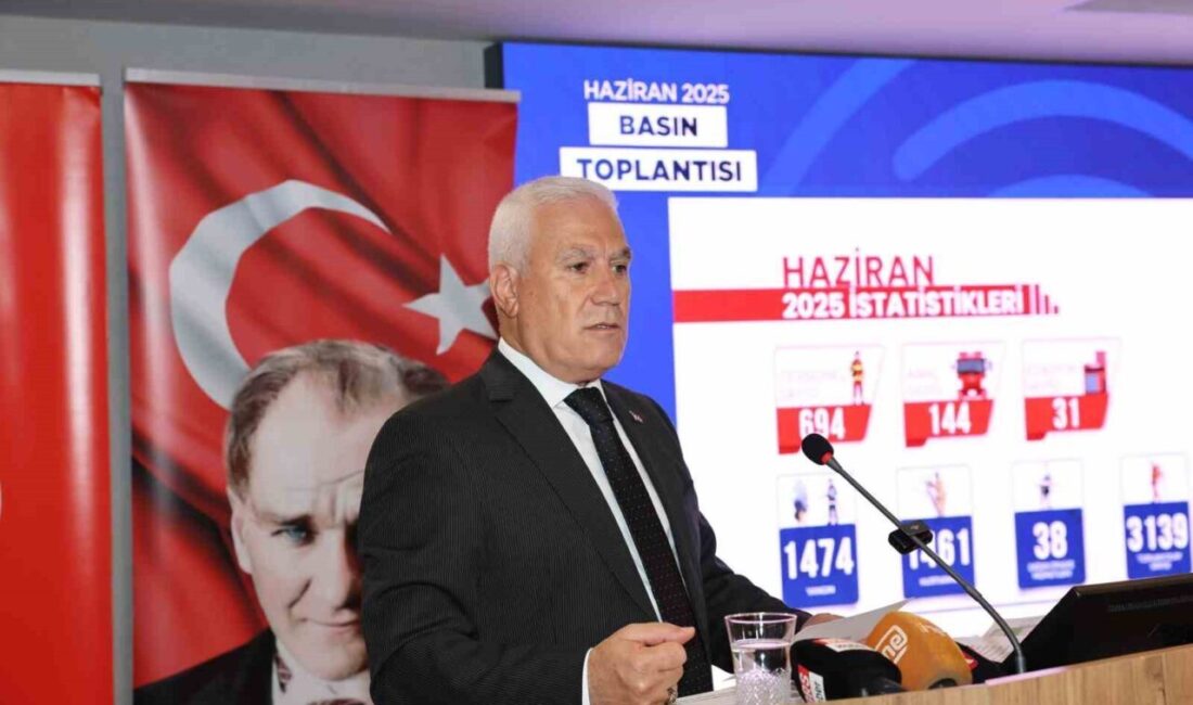 Bursa Büyükşehir Belediye Başkanı Mustafa Bozbey, deprem riskine karşı ruhsatsız