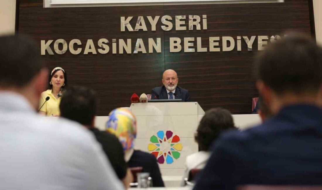 Kocasinan Belediye Başkanı Ahmet Çolakbayrakdar, Pençe-Kilit Harekâtı'nda şehit olan askerler