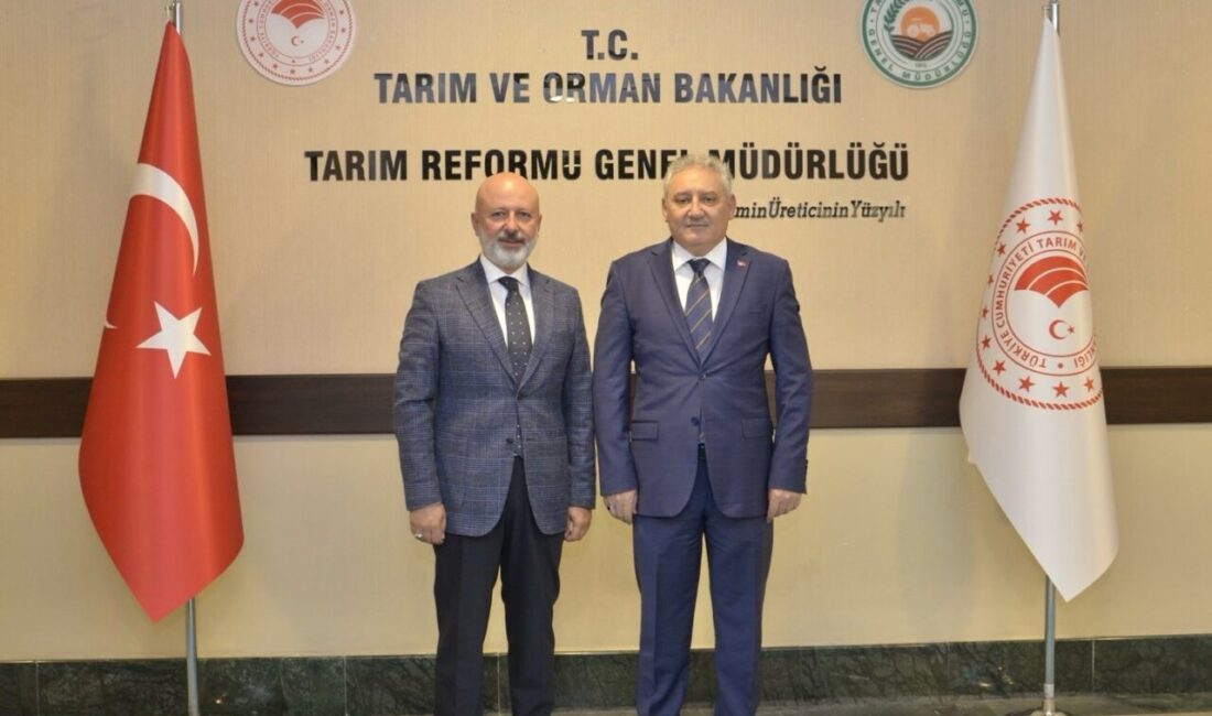 Kocasinan Belediye Başkanı Ahmet Çolakbayrakdar, Ankara'da yaptığı temaslarda Kayseri'yi modern