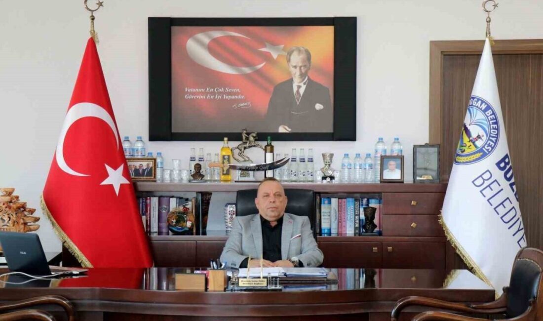 Bozdoğan Belediye Başkanı Mustafa Galip Özel, Eskişehir’in Seyitgazi ilçesinde orman