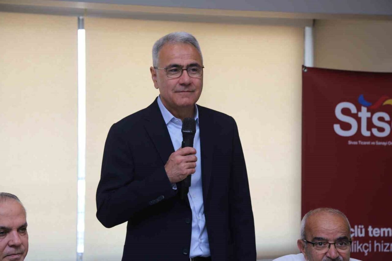 Sivas Ticaret ve Sanayi Odası Başkanı Zeki Özdemir, Ankara'daki temaslarının