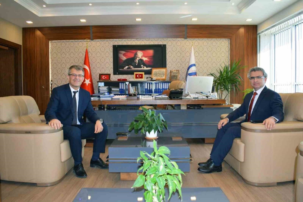 Afyonkarahisar Cumhuriyet Başsavcısı Fatih Karabacak, Yargıtay Cumhuriyet Başsavcılığına atanmasının ardından