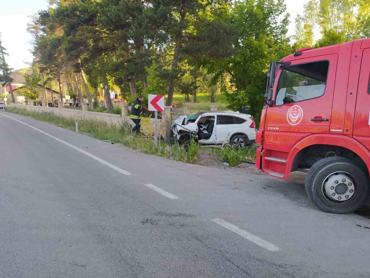 Bayburt-Erzurum yolu üzerindeki Ahsunk Hanları'nda, Erdem Şahin'in kullandığı araç kontrolden