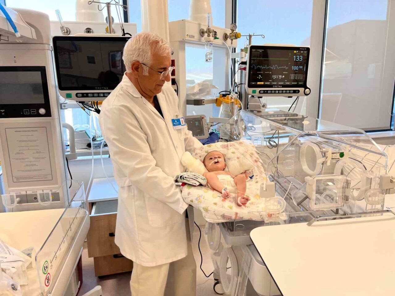 Kahramanmaraş’ta doğuştan sol burun deliği kapalı olan 3 aylık bebek,