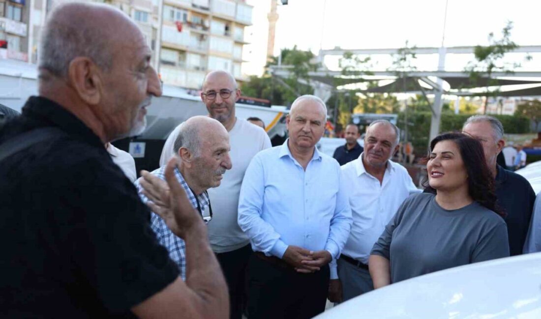 Aydın Büyükşehir Belediyesi, 24 yeni aracı tanıtarak hizmet filosunu güçlendirdi.
