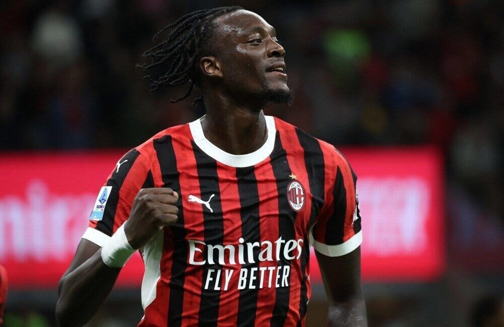 Beşiktaş, Tammy Abraham'ın transferini Roma ile tamamladı ve Kamuyu Aydınlatma