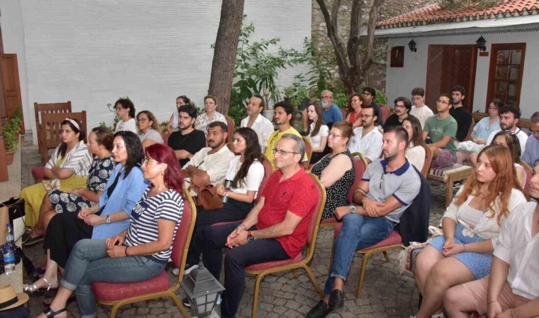Muğla Sıtkı Koçman Üniversitesi tarafından düzenlenen Bilim Kafe etkinliği, "Arkeoloji