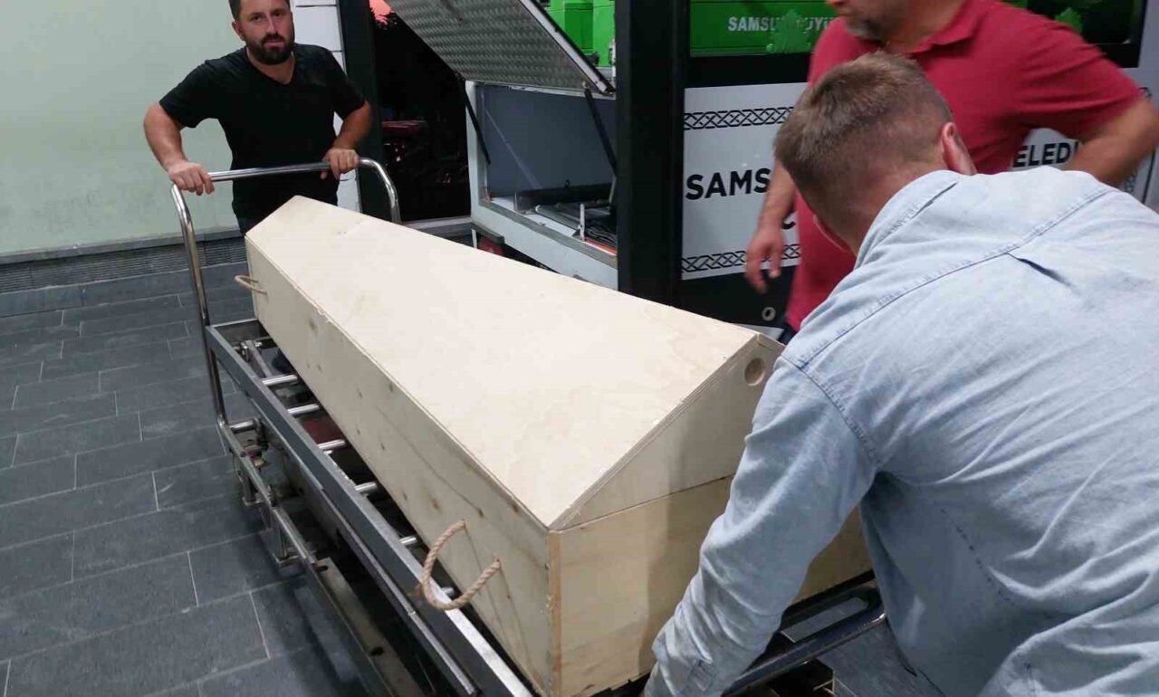 Samsun'da Kenan Gündoğdu (41), kıskançlık nedeniyle Sevda Türker'i (44) darp