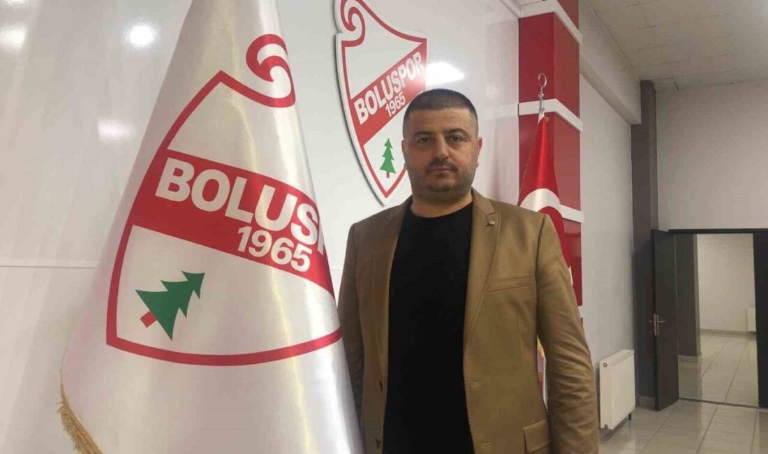 Boluspor'un yeni başkanı Erdal Bayrak oldu. Önceki başkan Mahmut Alan'ın