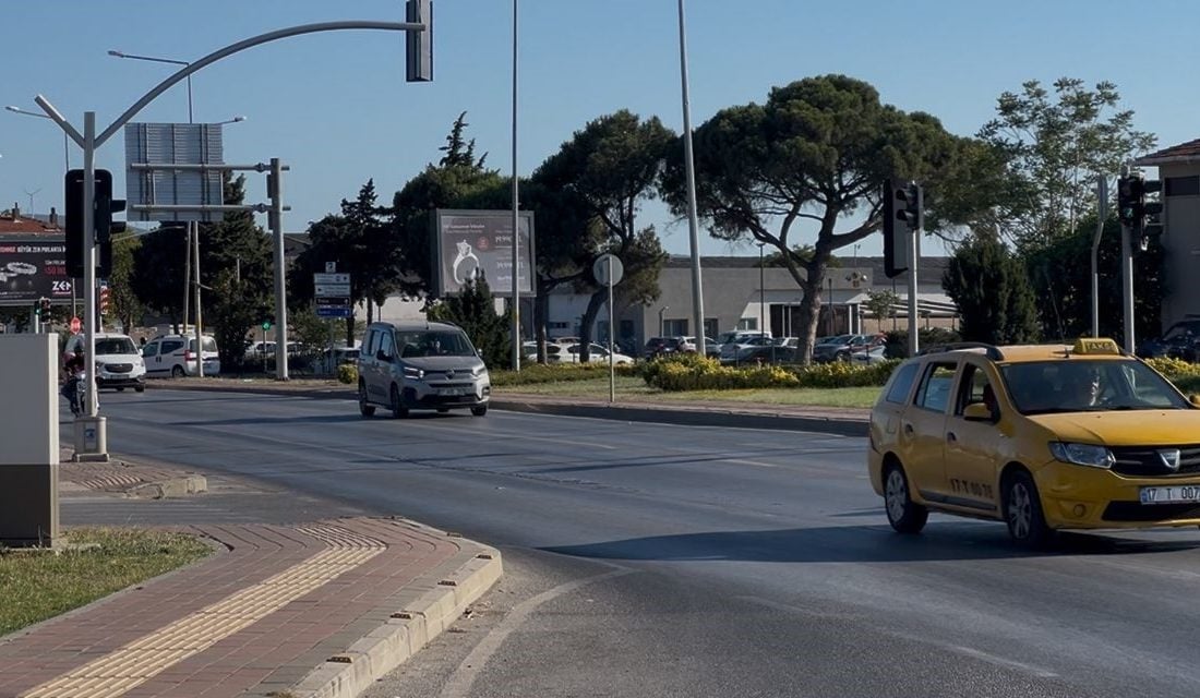 Çanakkale'nin Bozcaada açıklarında, AFAD verilerine göre 3.9 büyüklüğünde bir deprem