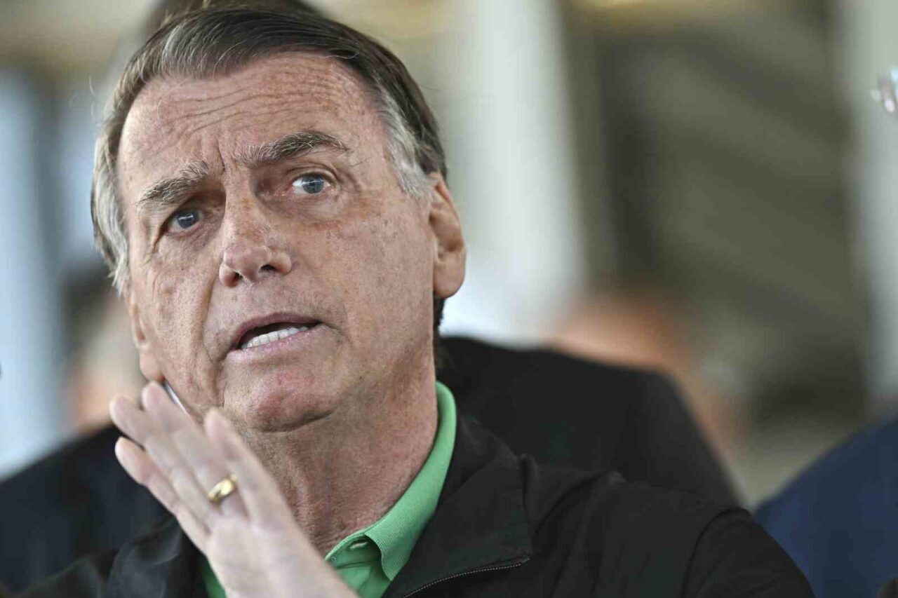 Brezilya Yüksek Mahkemesi, eski lider Jair Bolsonaro'nun darbe girişiminde bulunduğu